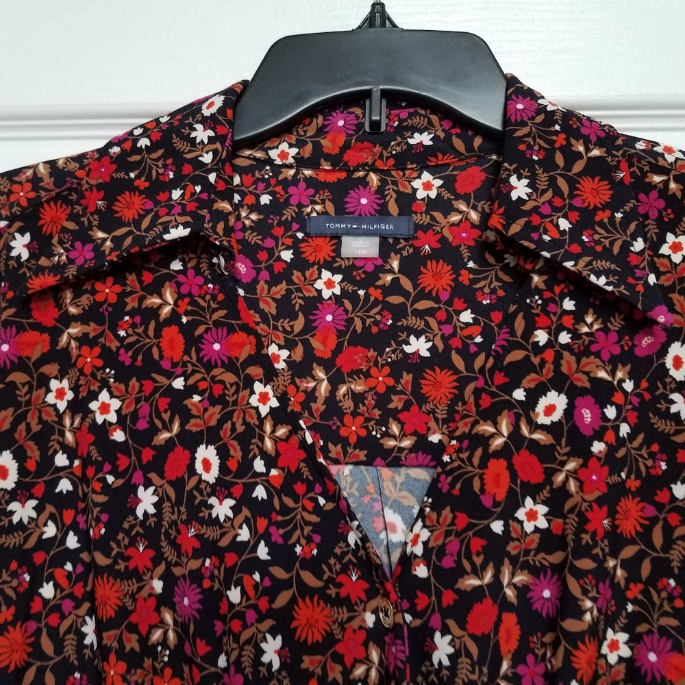 Tommy Hilfiger Ditsy Floral-Print Shirtdress - Picture 5 of 15